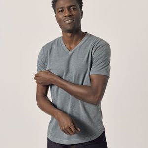 Buck Mason Slub Curved Hem V Neck Tee Green NWOT